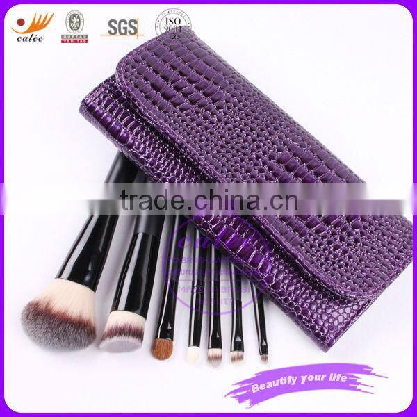 7pcs Popular Makeup Brush Set with Elegant & classic hand bag
