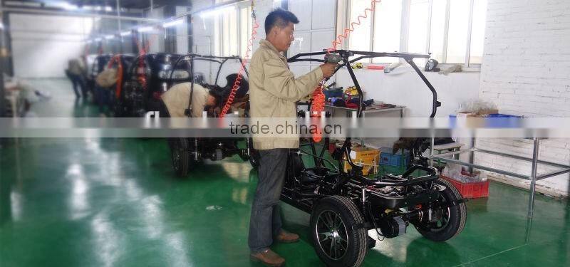 Three wheel electric automobile fully closed electric car for the elderly electric scooter