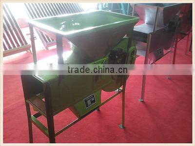 grain thrower/winnower