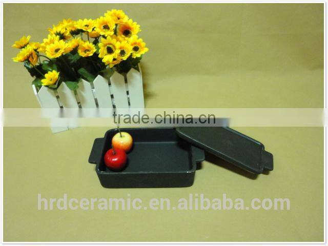 wholesale daily use square black porcelain with lid ceramic bakeware