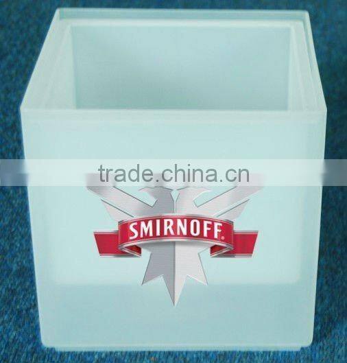 square plastic ice bucket