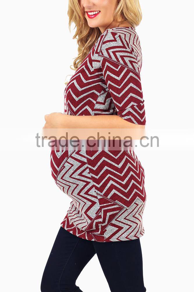 CHINESE MANUFACTURER BURGUNDY GREY GEOMETRIC CHEVRON PRINTED MATERNITY TOP