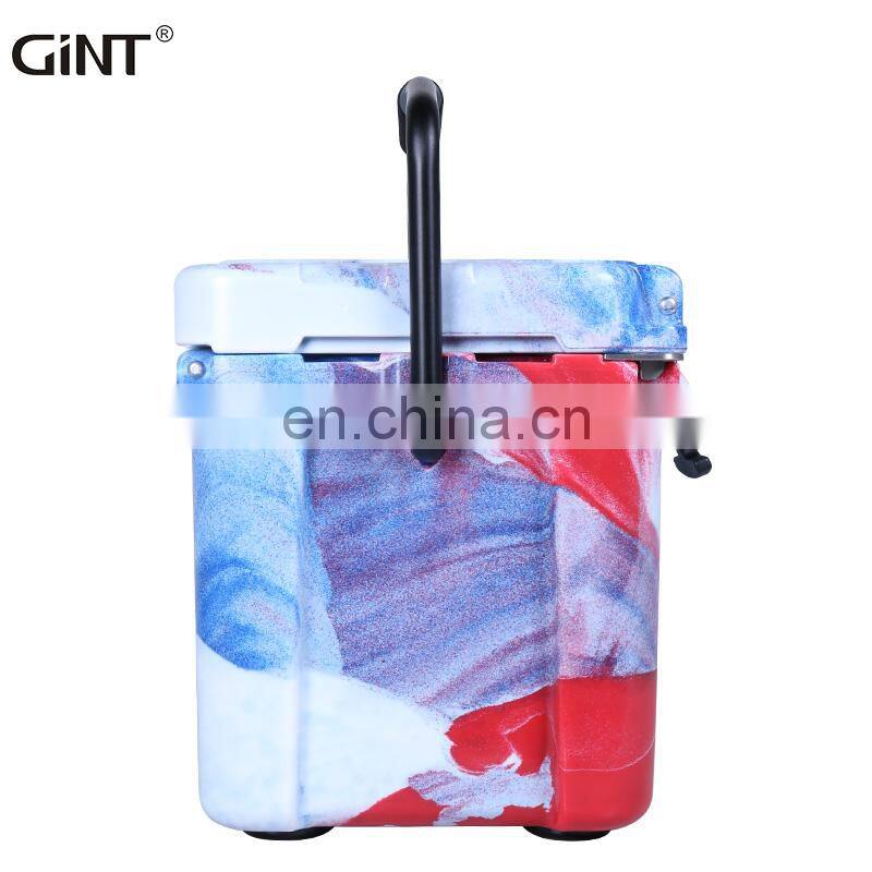 2021 Gint Rotational mould Popular 35QT 45QT PU Cooler box insulated Cooler with handle double wall Customized