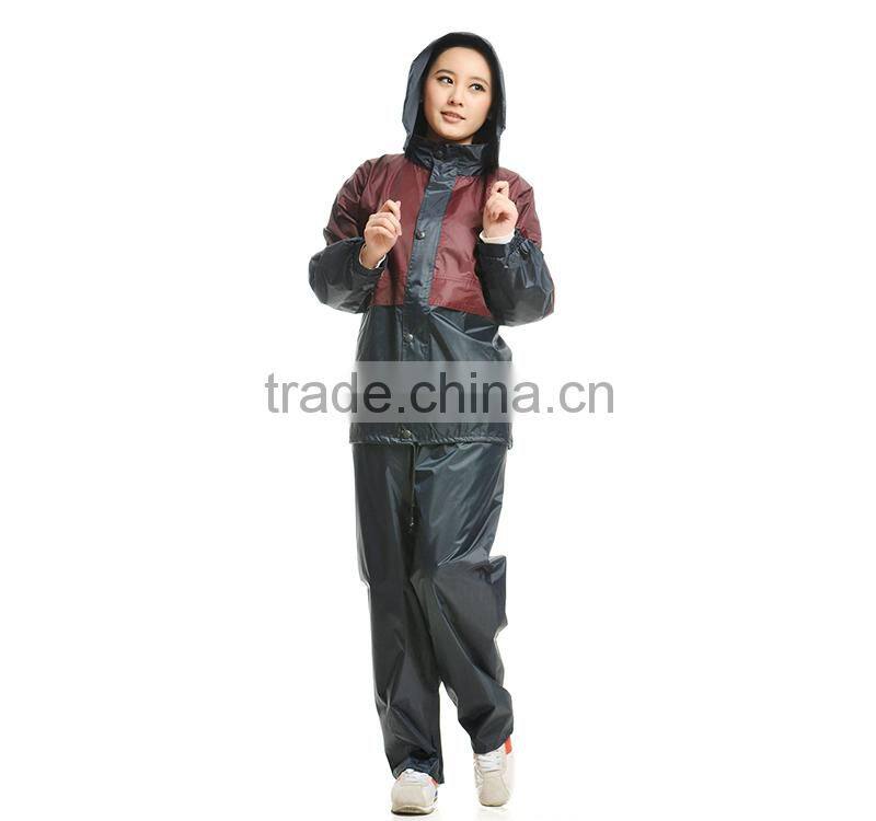 Hot selling portable women in polyester rain coat