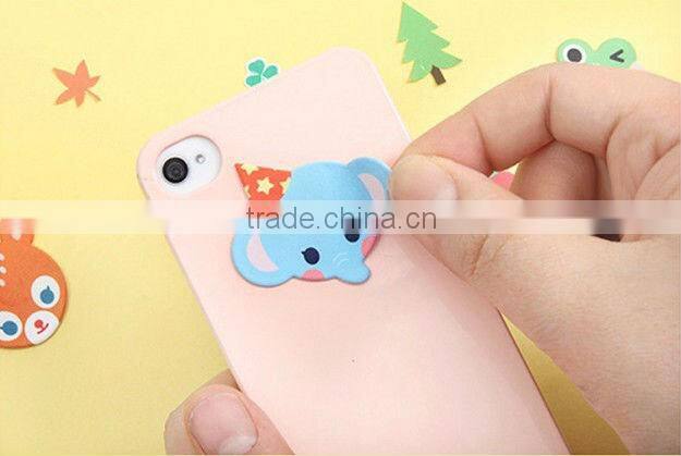MIC4135 customized variour shape sticky phone cleaner