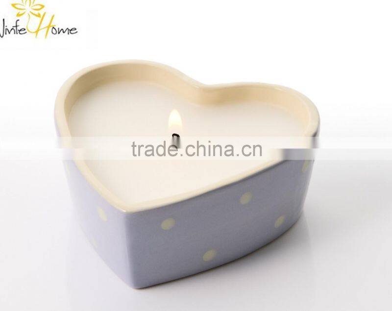 scented candle in ceramic jar/ Heart shape scented candle/ heart shape candle/ soy wax