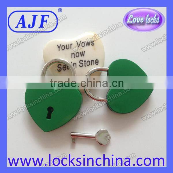 AJF Green Heart shape padlocks with key for wedding decoration