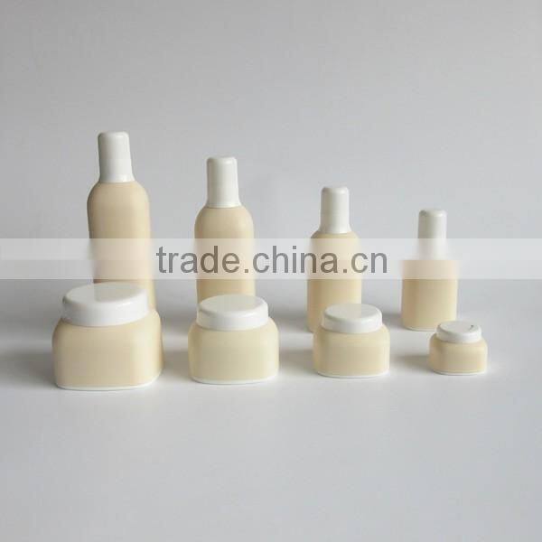 Latest and unique design round plastic cosmetic bottle for packaging with high quality for lotion cream from China