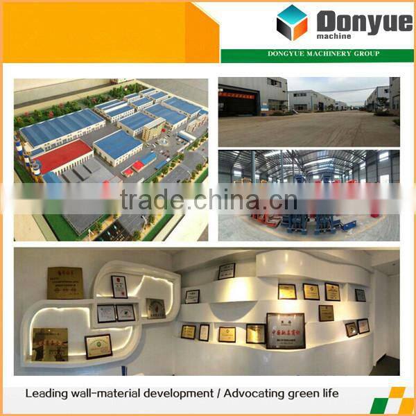 Popular QT4-24 semi-automatic vibration press brick making machine price