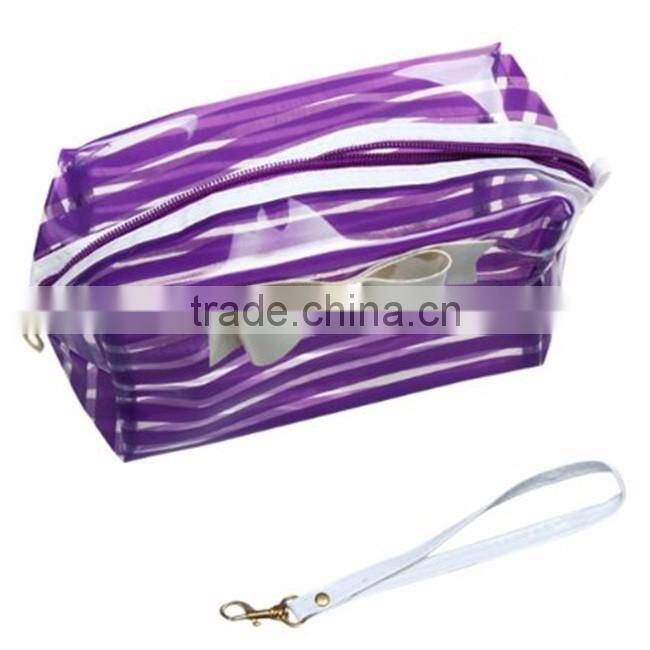 Solid and durable waterproof polyester luxury cosmetic bag