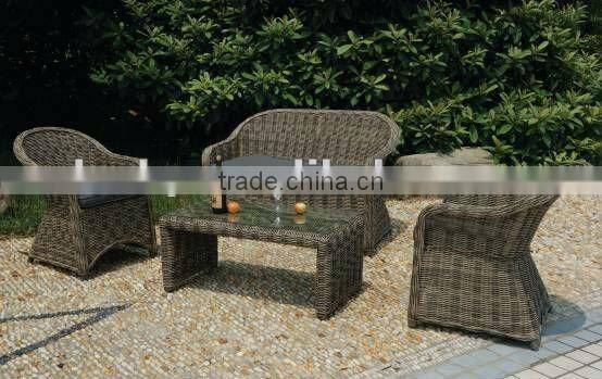 outdoor wicker furniture