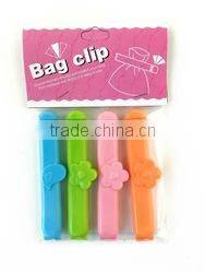 plastic screw clasp