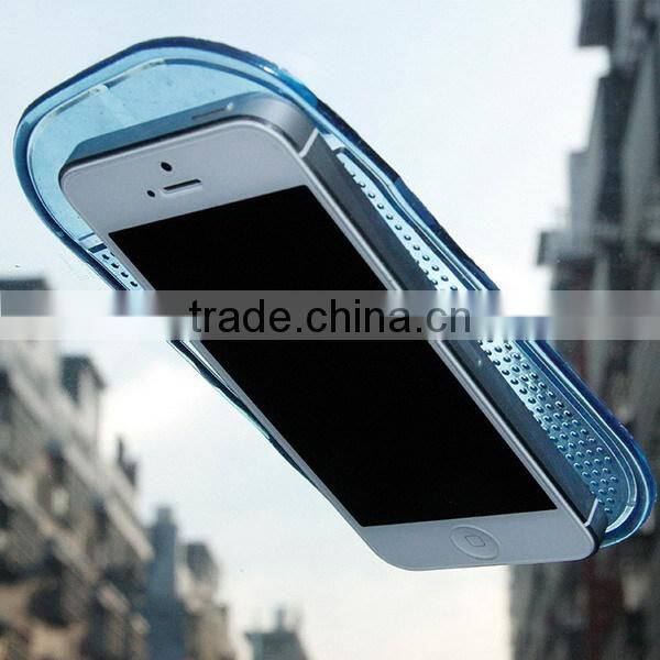 Cellphone sticky mat