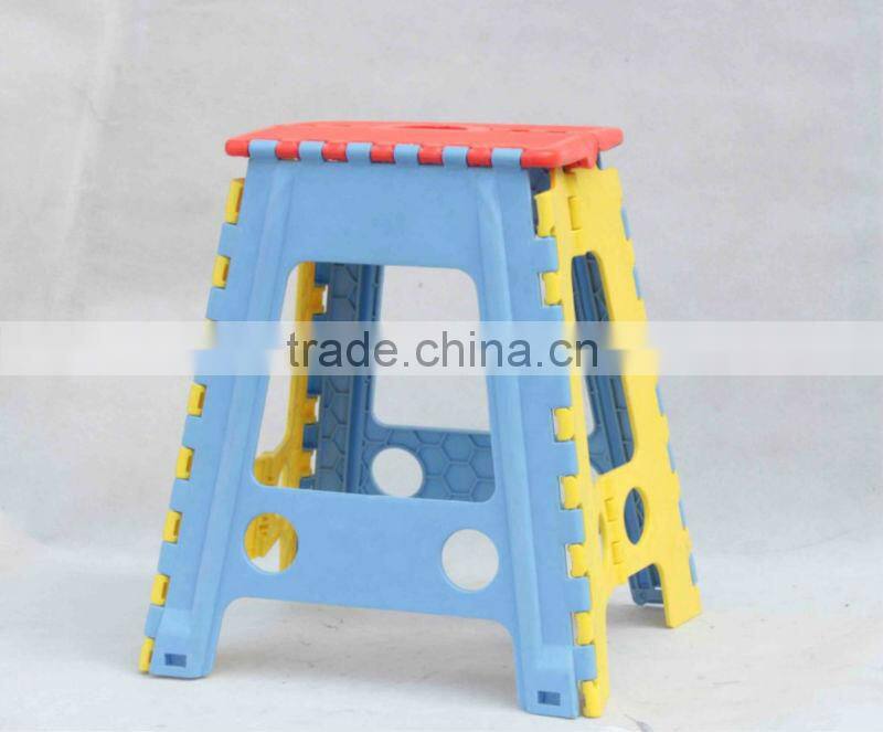 Colorful hand-held cheap outdoor plastic folding stool,for washing car,fishing,traveling.