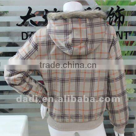 Closeout CLOTHING (HK134)