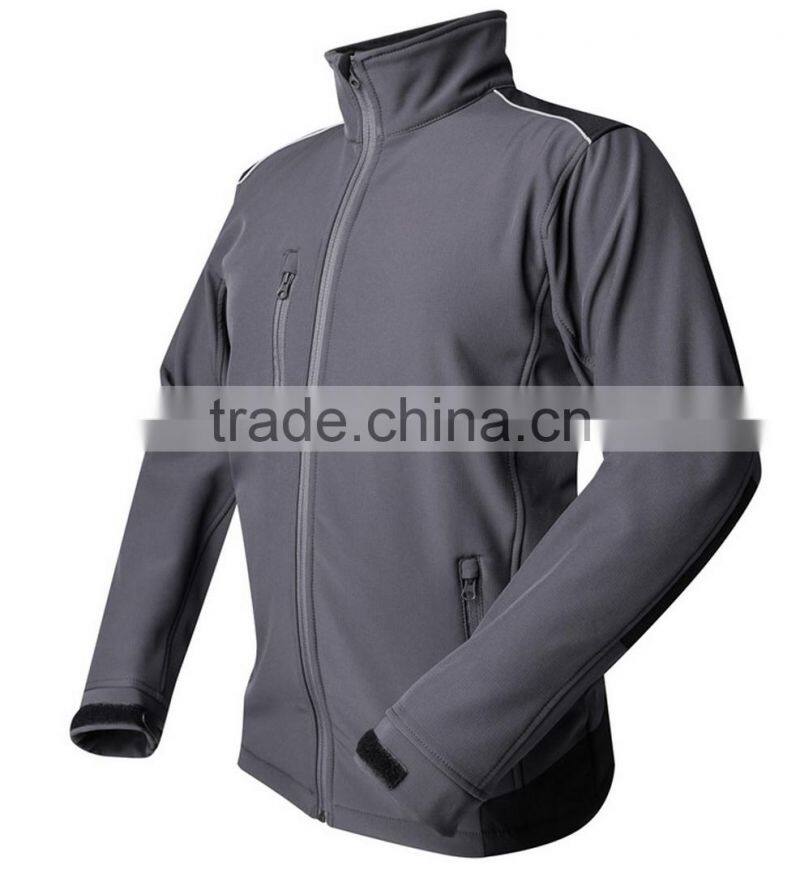 reverse zip waterproof wholesale softshell jacket with chest and side pocket