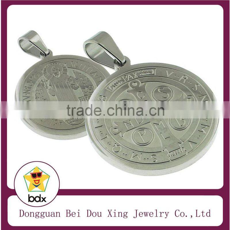 China Wholesales Religious Easter Memorial Gift Stainless Steel Catholic Gold Enamel Saint Our Lady Of Sorrows Medal Pendant