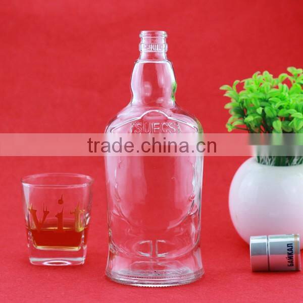 Factory direct sale iron tower shape bottles triangles bottles ice hockey bottle 500ml