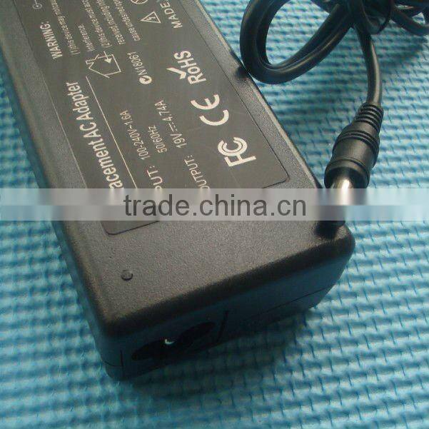 90W 5.5*2.5mm Universal Power Adapter 19v 4.74a