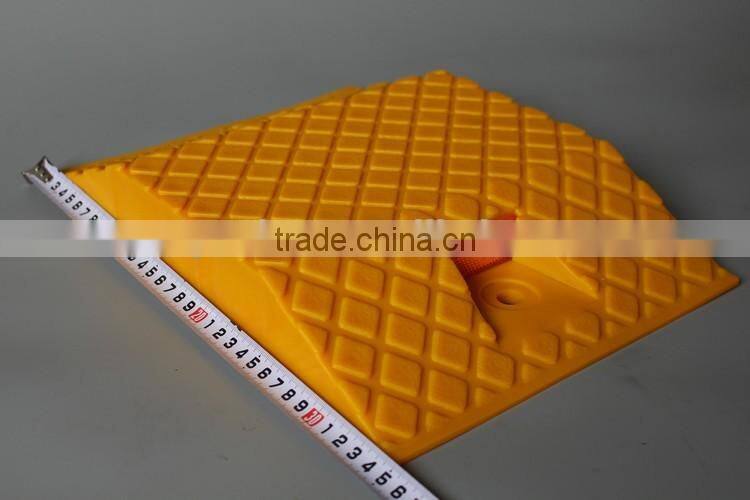Best quality road safety speed bumps from alibaba china
