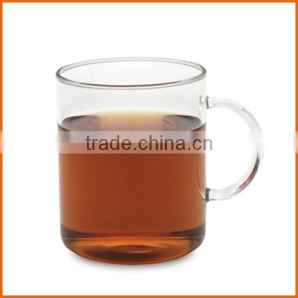 Tea drinking thin glass tea cup with handle
