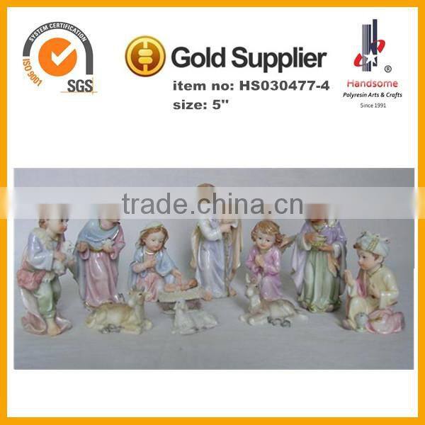 5''H golden painting indoor nativity sets