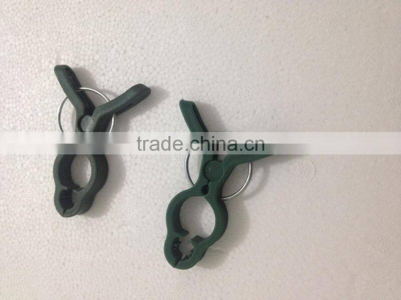plant clips/