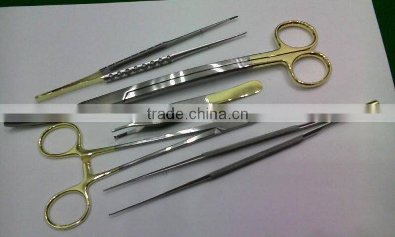 Mayo Dissecting Scissors Curved/Straight gold handle