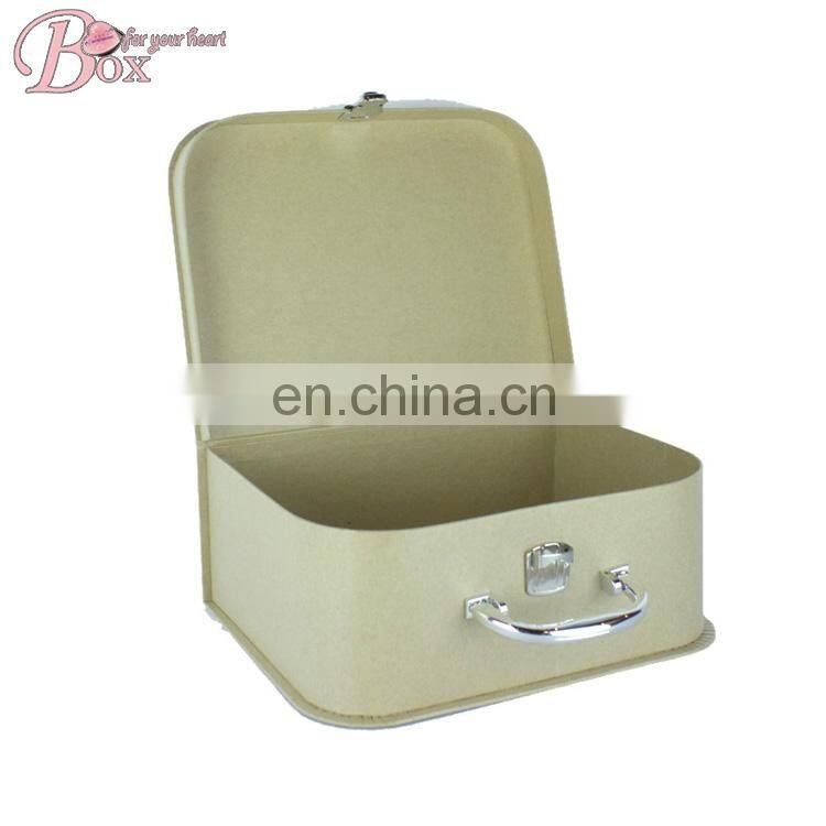 New Products 2017 Vintage Style Metal Lock Suitcase for Travel