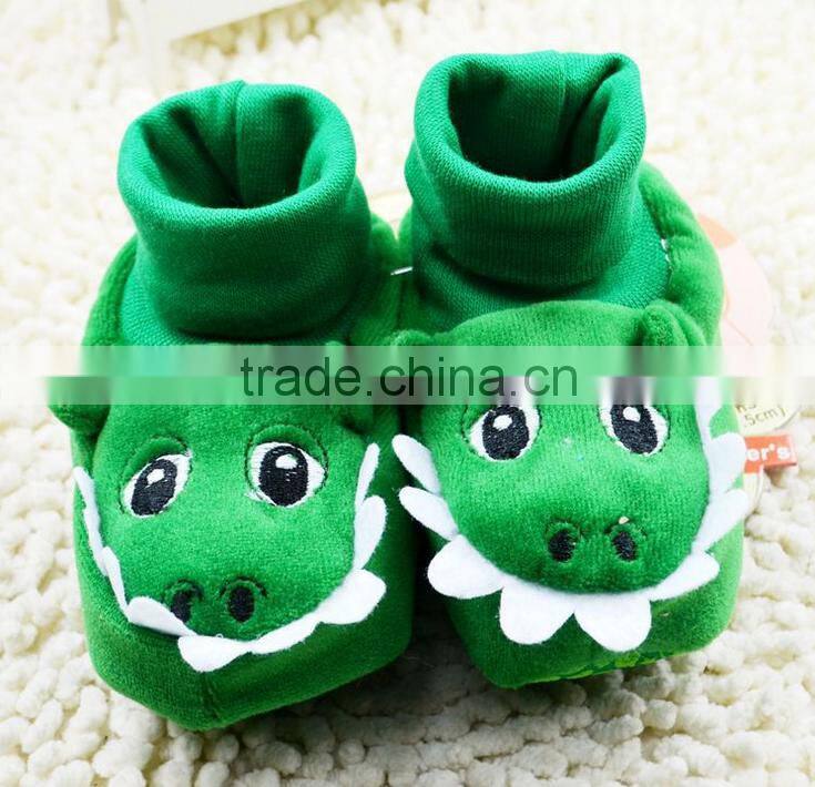 2015 new design Cute animal baby shoes warm winter shoes