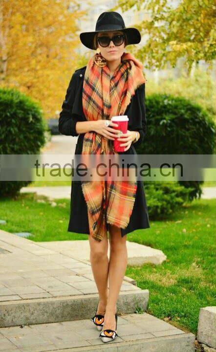 New Design Fashion Woman Orange Plaid Cashmere Square Shawl