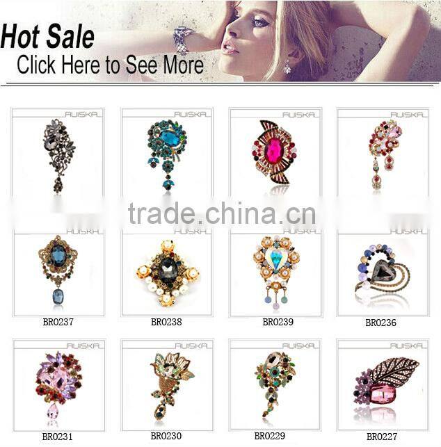 2015 Latest Fashion Cheap Wholesale Rhinestone Brooch Pin