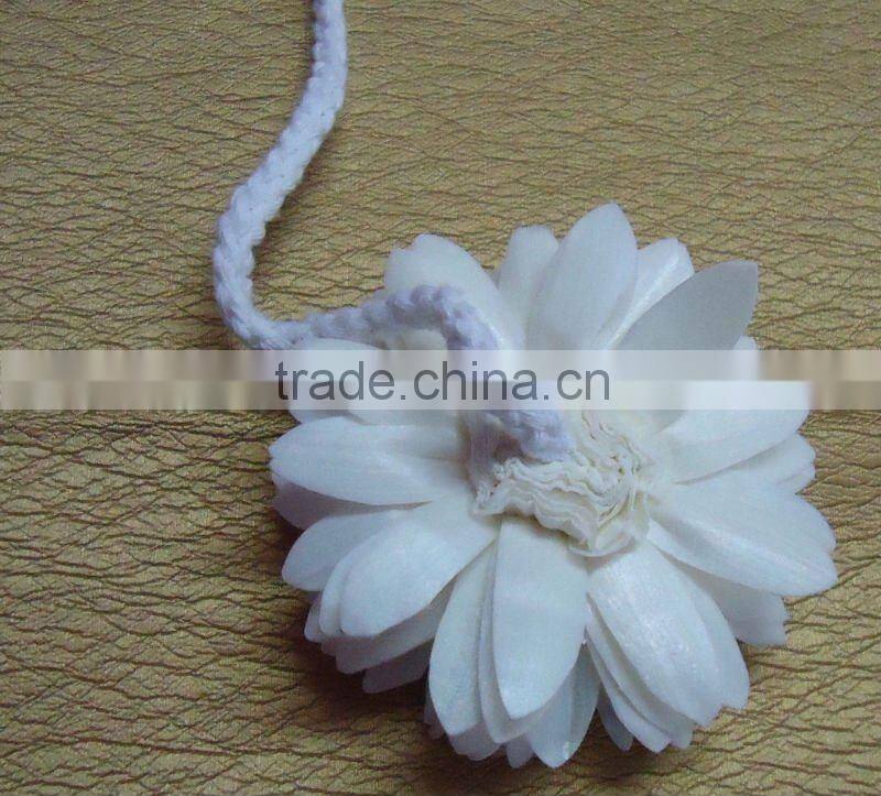 Balsa wood flower