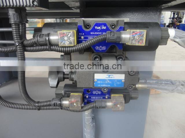 2015 Hot Sale Automatic distribution box Plastic Injection Molding Machine