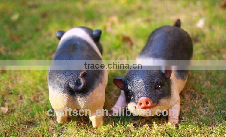 resin decorative pig