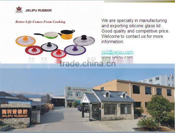 Glass pot lid with silicone edge