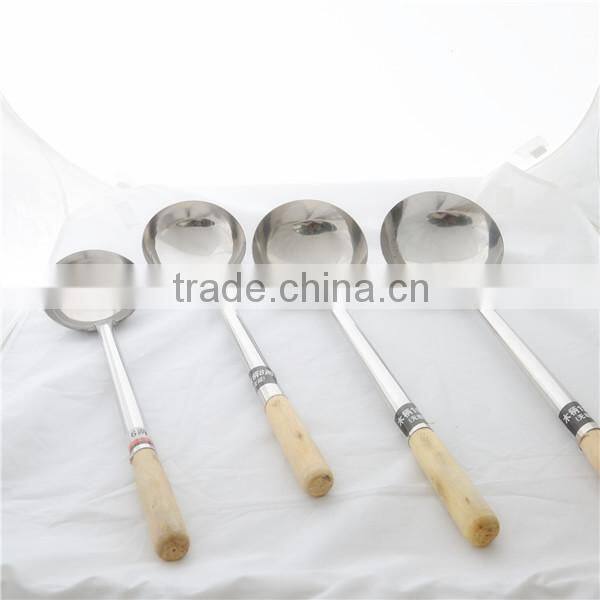 4pcs Stainless Steel Cooking Ladle With Wooden Handle