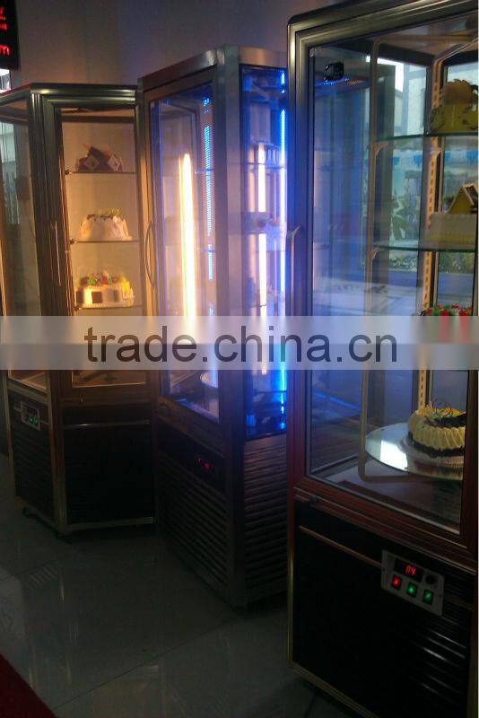 Rotatable cake showcase refrigerator