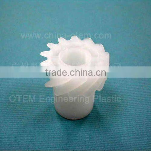 white high rigid PP spur gear