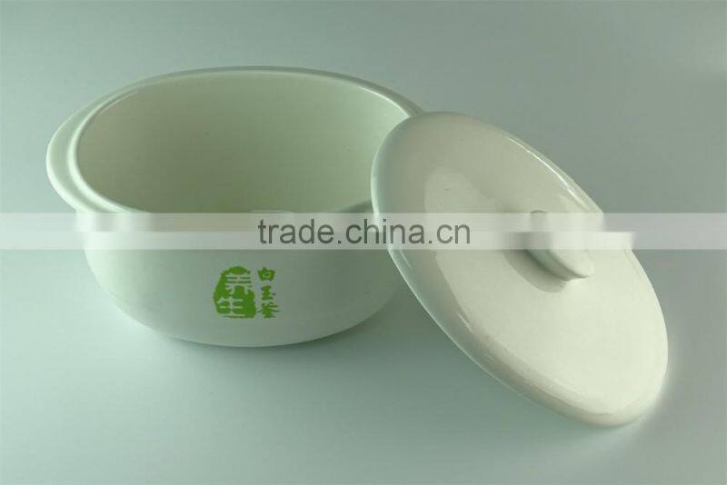 Kitchen utensil White ceramic Serving soup Tureen with Lid