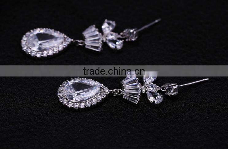 Wholesale Stock Small Order Fashion Women Flash Crown Zircon Earrings