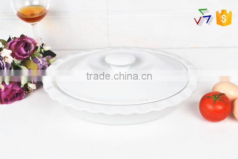 11.5" Oval ceramic baking sheet with lid