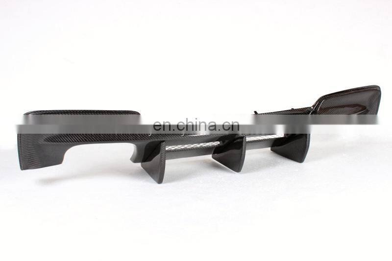 Rear Diffuser in Carbon Fiber for BMW 1 Series E82 MTECH 2012 UP