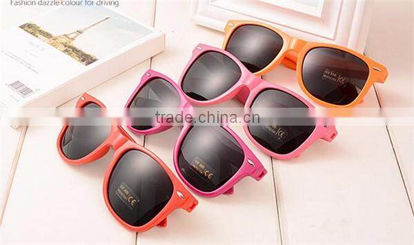 cheap classic promotional wholesale china sungalsses