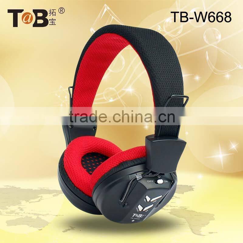 2015 New design earphones with built-fm-radio