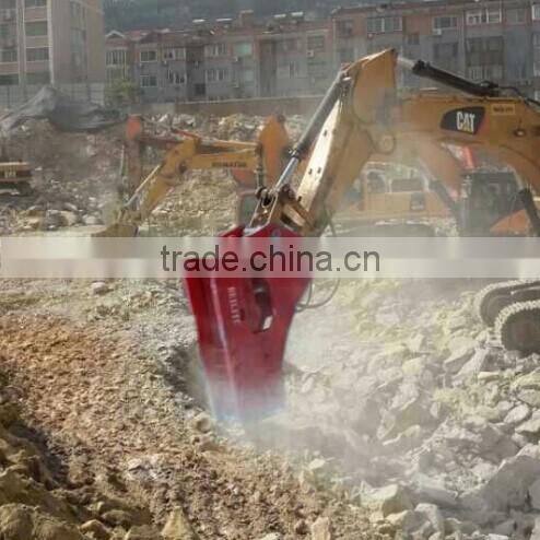 Good Quality Excavator with Breaker