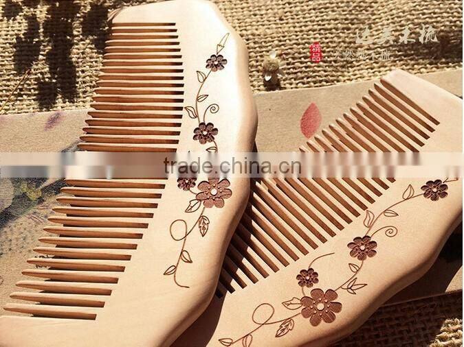 Natural handle combs peach material nature color hair wood comb hair combs with laser logo