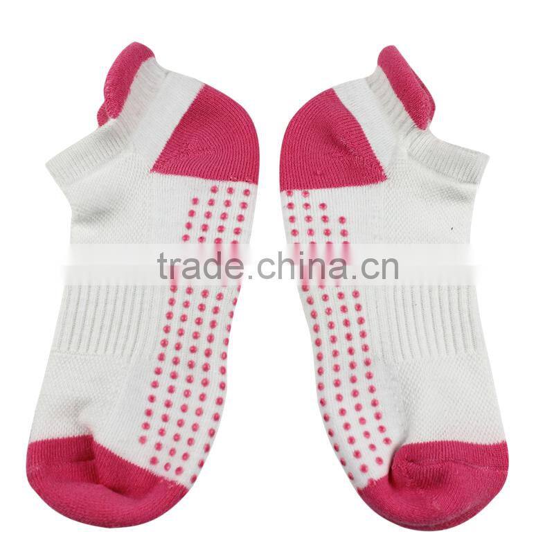 wholesale quality sports custom trampoline socks