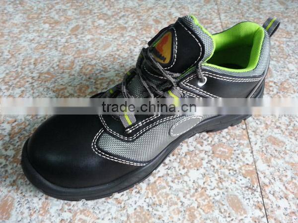 Fashionable Round Laces Green Lining Hiking Sports Shoes