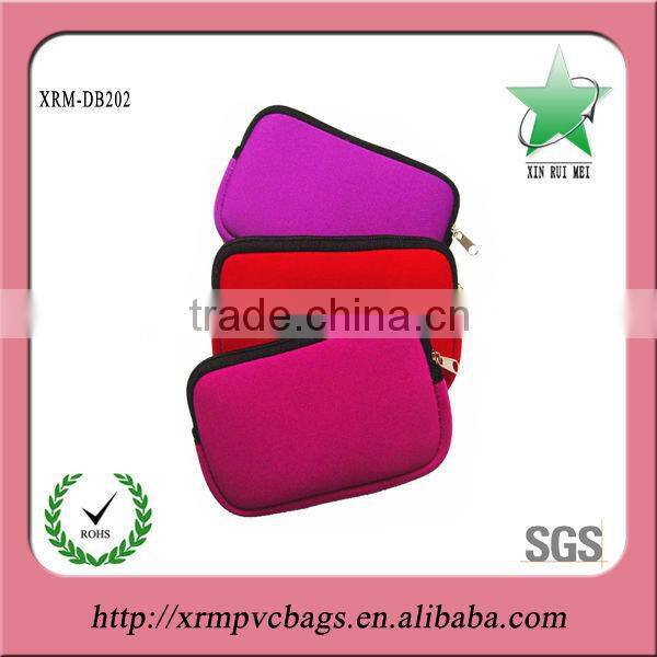 Printing neoprene camera pouch with carabiner